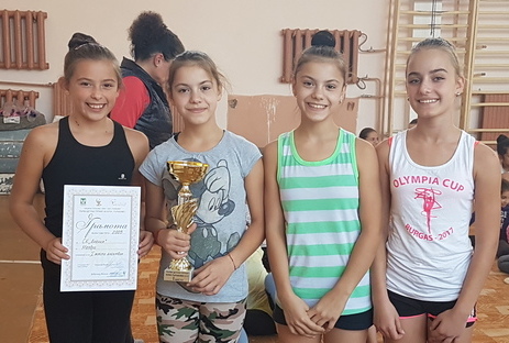 Четири златни медала за гимнастичките от ЖКХГ
