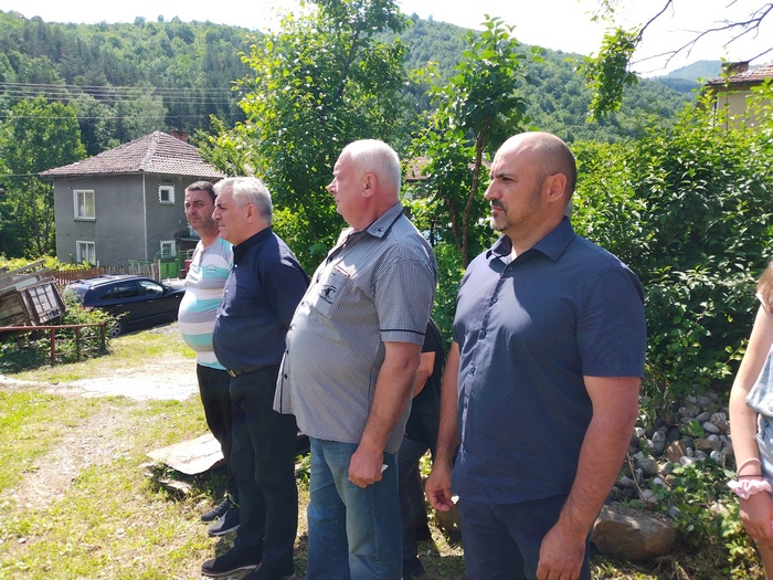 Красимир Богданов почете празника Свети Дух