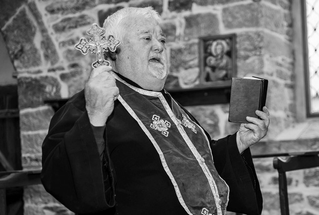 In memoriam: Почина енорийският свещеник Георги Неголов