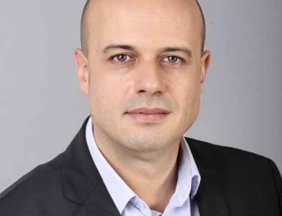 Христо Проданов: Единственият вариант ГЕРБ да бъде махнат от властта е БСП