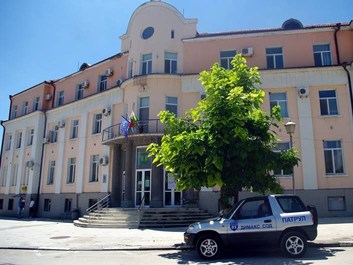 Редовни платци отиват на СПА