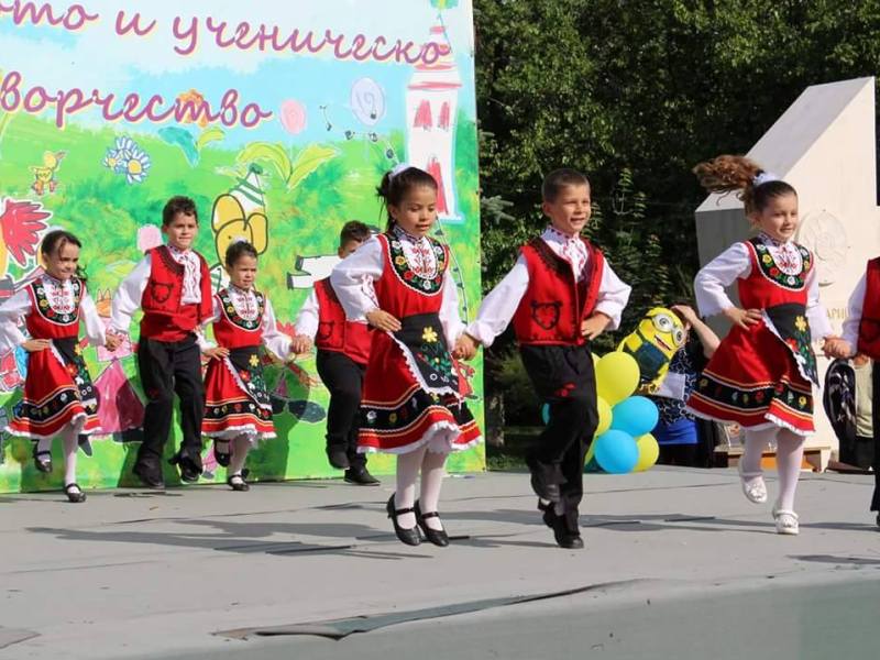 Детска асамблея събра малчугани в Бяла Слатина