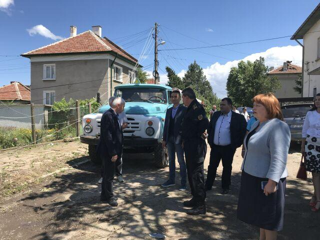 Държавата помага на Бяла Слатина за справяне с пораженията от урагана