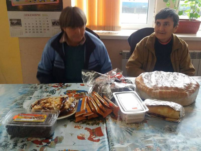Вкусна нова година празнуваха болни хора в Козлодуйско