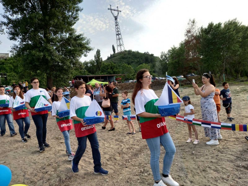 Концерт, заря и мини лодки с послания направиха в Оряхово за Деня на Дунав