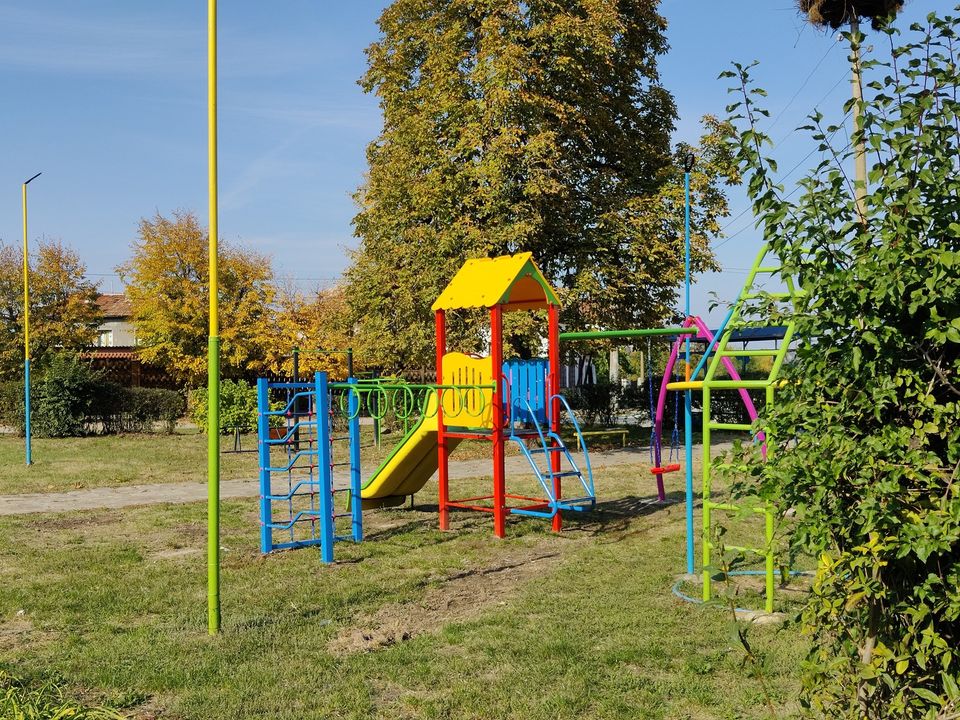 Нови площадки радват децата в Крушовица
