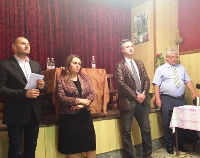 ГЕРБ Мездра дари 6 косачки на кметства