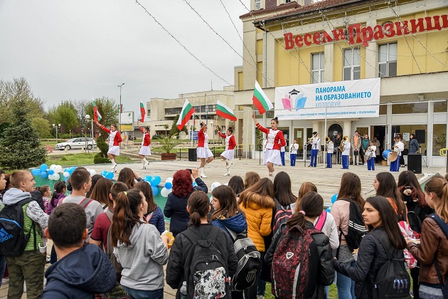 Огромен интерес към панорамата на образованието в Козлодуй
