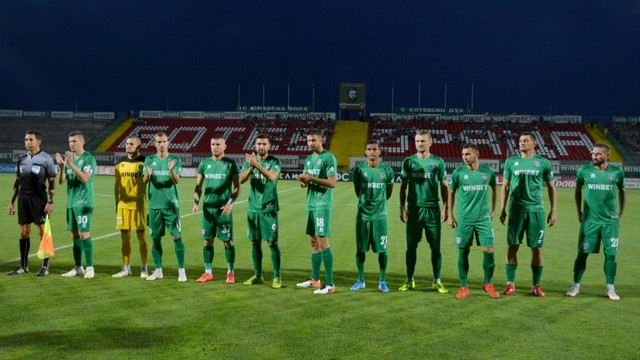 Ботев /Враца/ приема Монтана