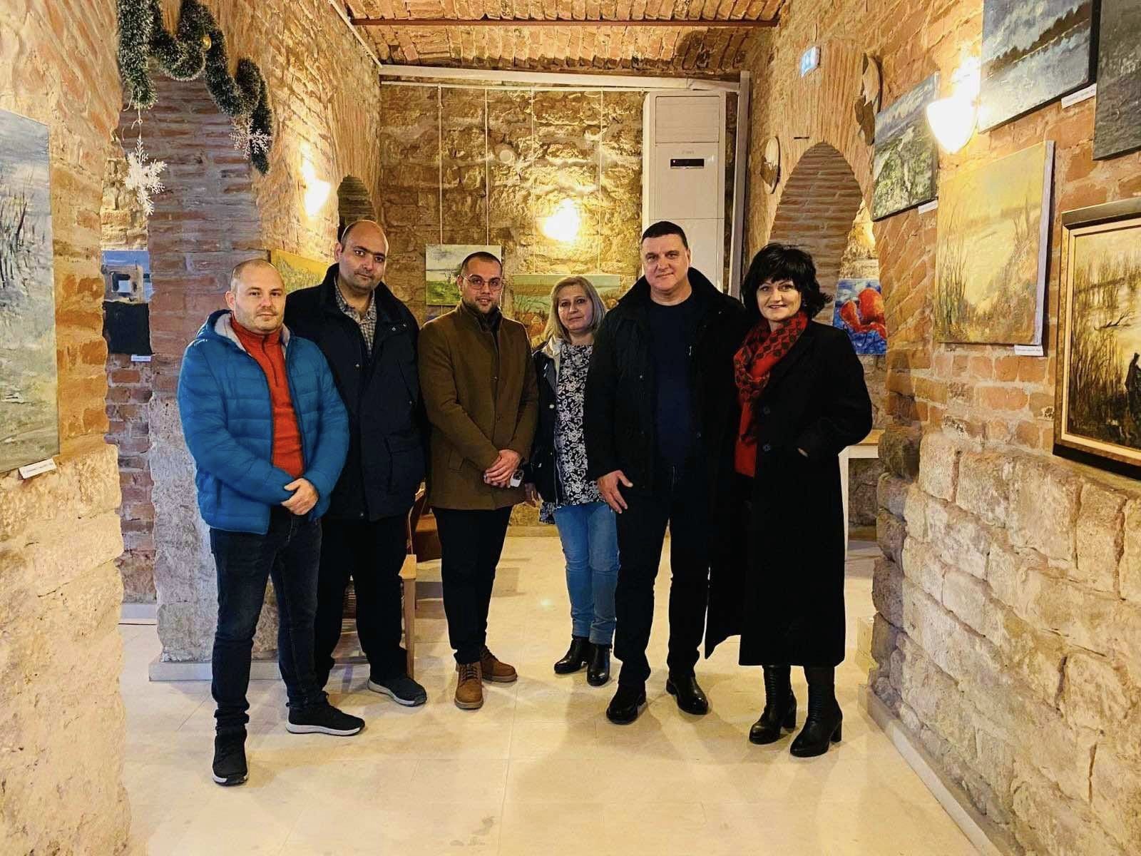 Уникална изложба впечатли кметски екип