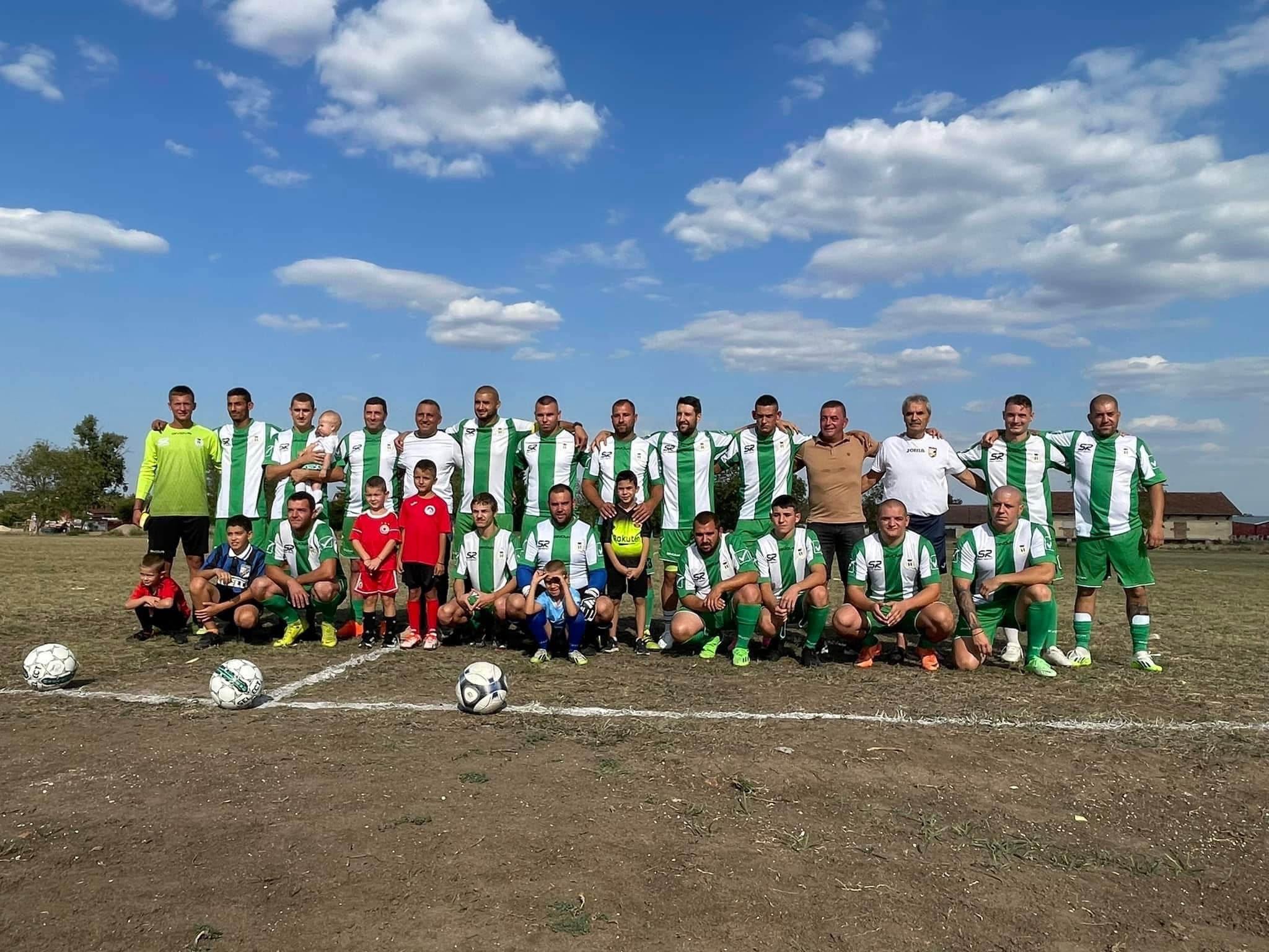 Бреница отново с футболен клуб и първа победа
