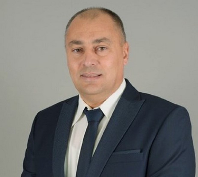 Кмет кани на курбан за здраве и плодородие