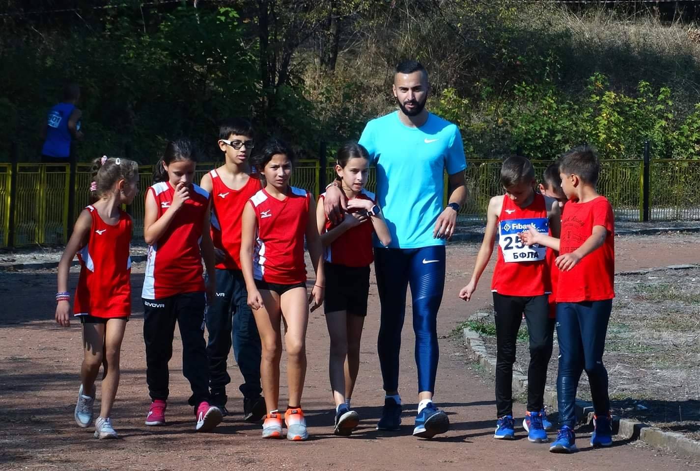 Ученици ще бягат с европейски шампион в Мездра