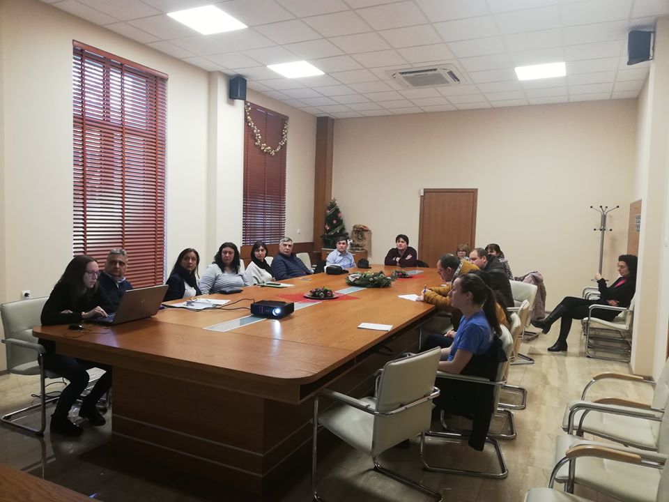 Пак санират безплатно жилищни сгради