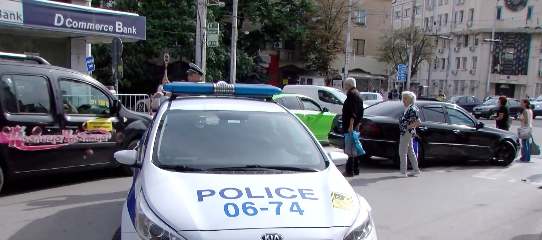 Жена е пометена на пешеходна пътека във Враца