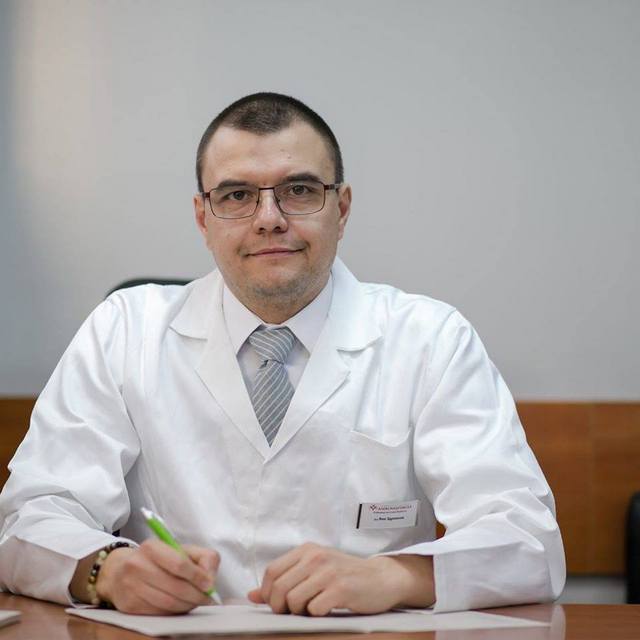 Водещ офталмолог ще преглежда в Мездра