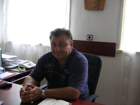 Кмет ветеран сдава поста и отива в манастир