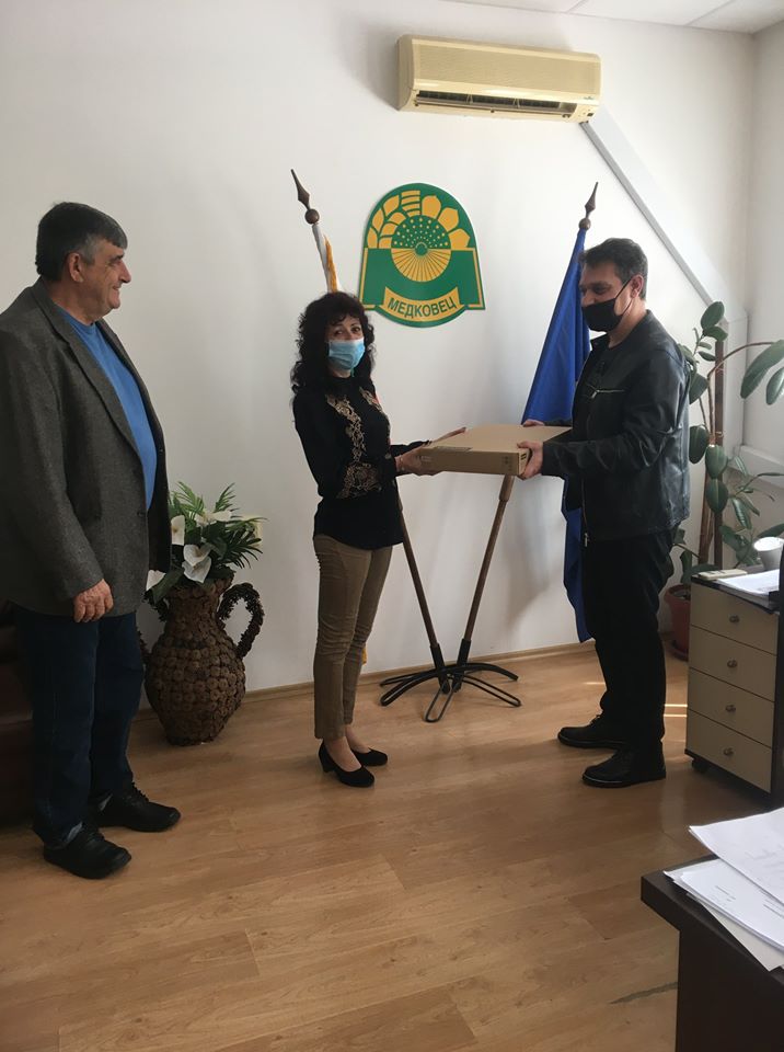 Детска градина получи лаптоп от депутат