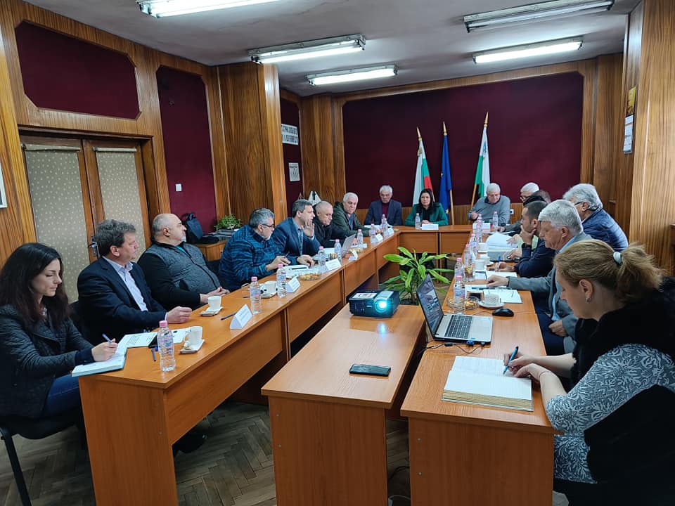 Кмет и областен с мерки срещу наводнения
