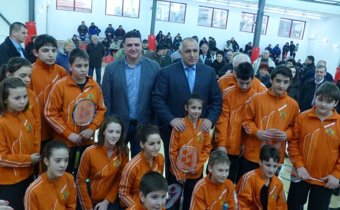 Откриха новата спортна зала в Оряхово