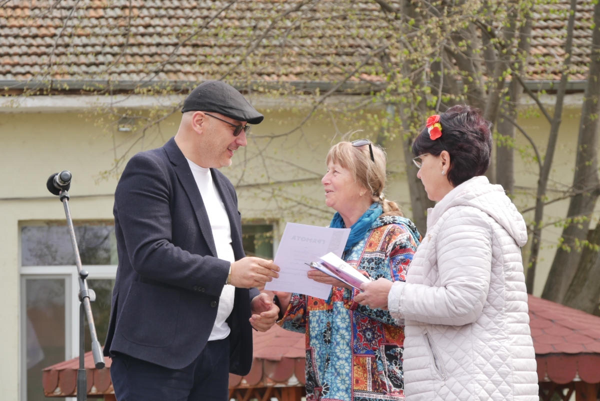 Шеф Манчев оцени хърлешки вкусотии /СНИМКИ/