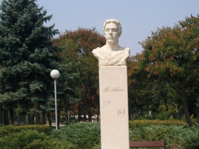 Венци и спектакъл в памет на Левски в Козлодуй