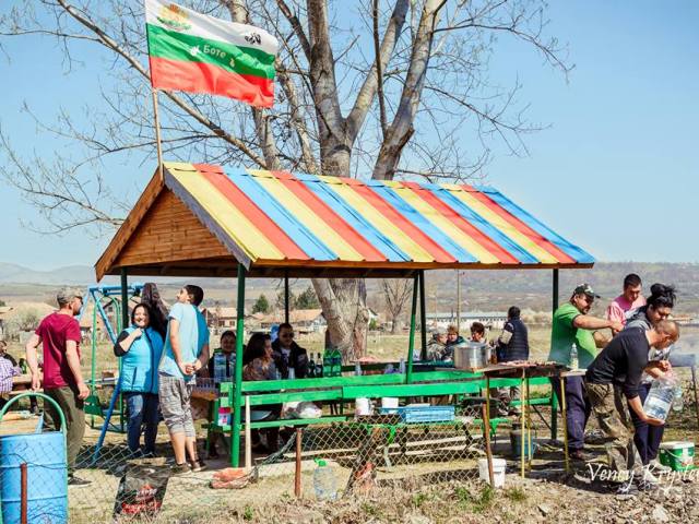 Село вече с кът за отдих