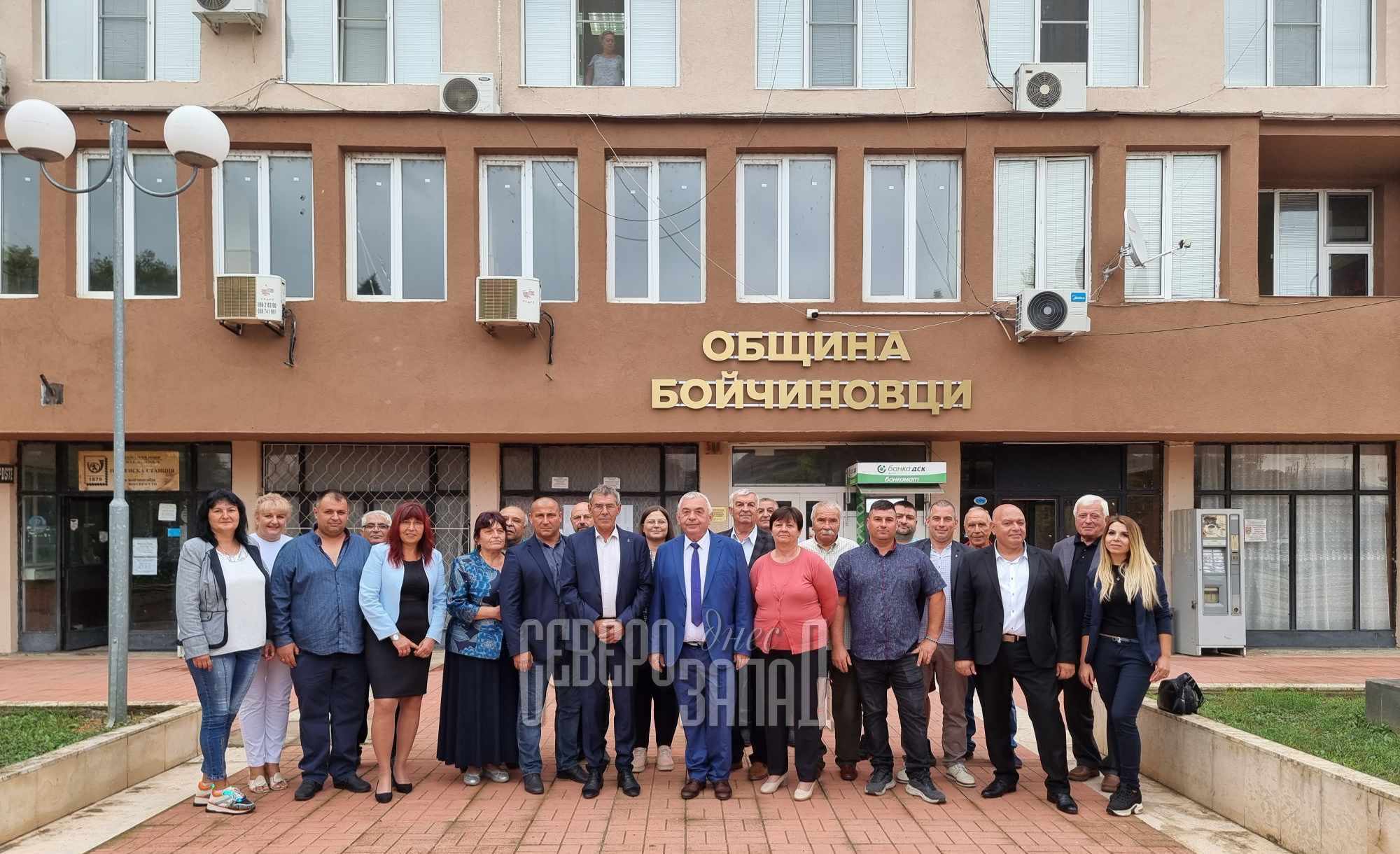 Коалиция издига Светлин Сретениев и девет кметове в община Бойчиновци
