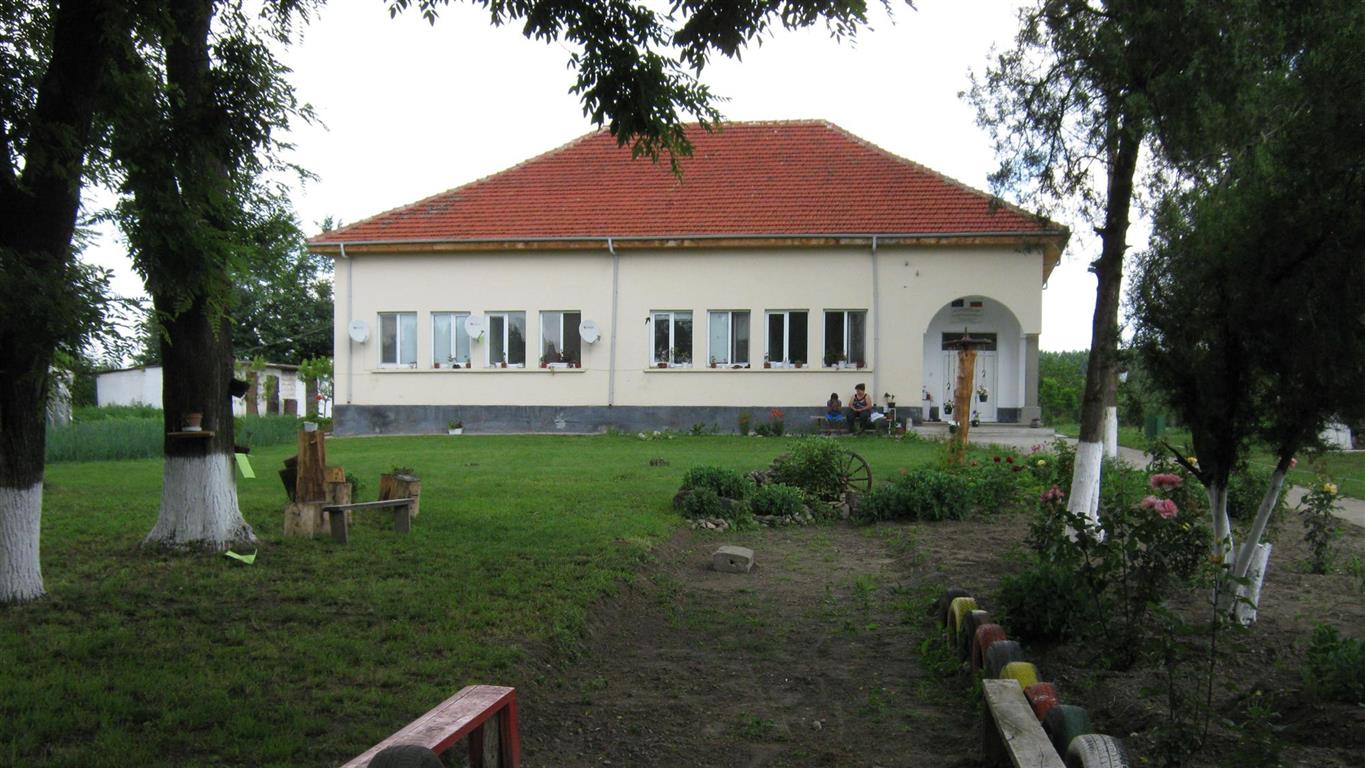 Дом за стари хора пламна от коронавирус