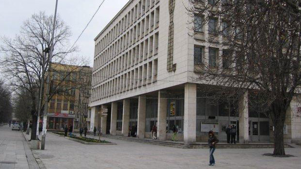 Започва санирането на Общината в Мездра