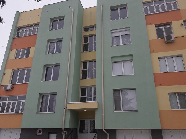 Протече саниран блок в Мизия