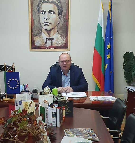 Кметът на Ружинци с призив към хората преди Великден