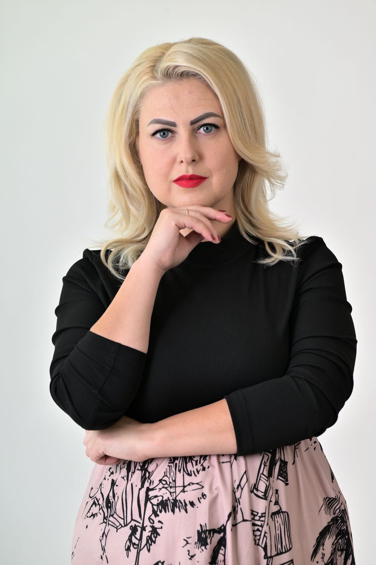 Психологът Теди Генова: Дарявайте децата с любов и уважение, пазете ги от телефоните!
