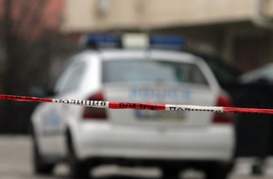 Прокуратурата във Враца разследва убийство на 85-годишна жена в с. Алтимир, задържан е синът й